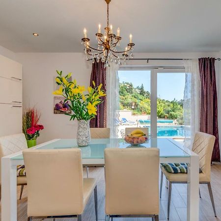 Holiday Home Figa Omiš Dış mekan fotoğraf