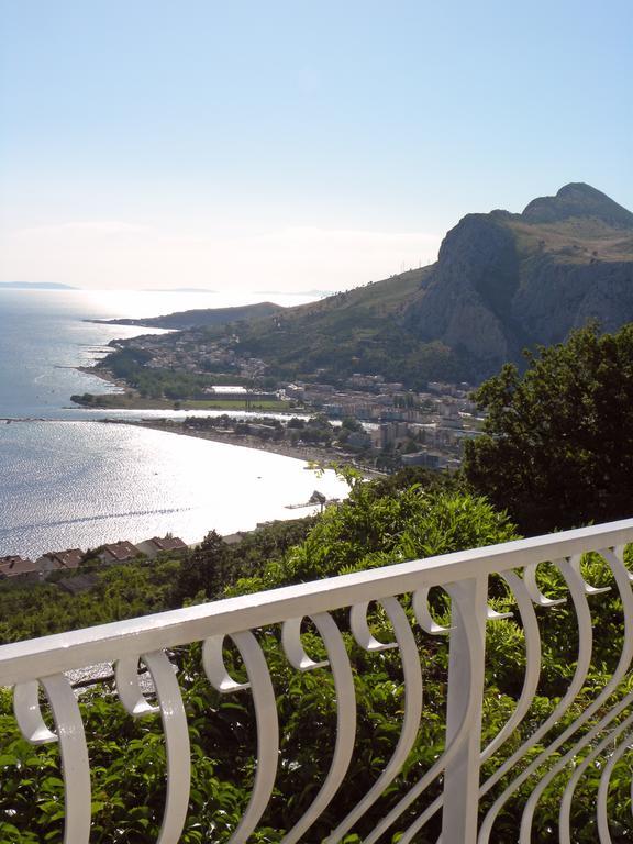 Holiday Home Figa Omiš Oda fotoğraf