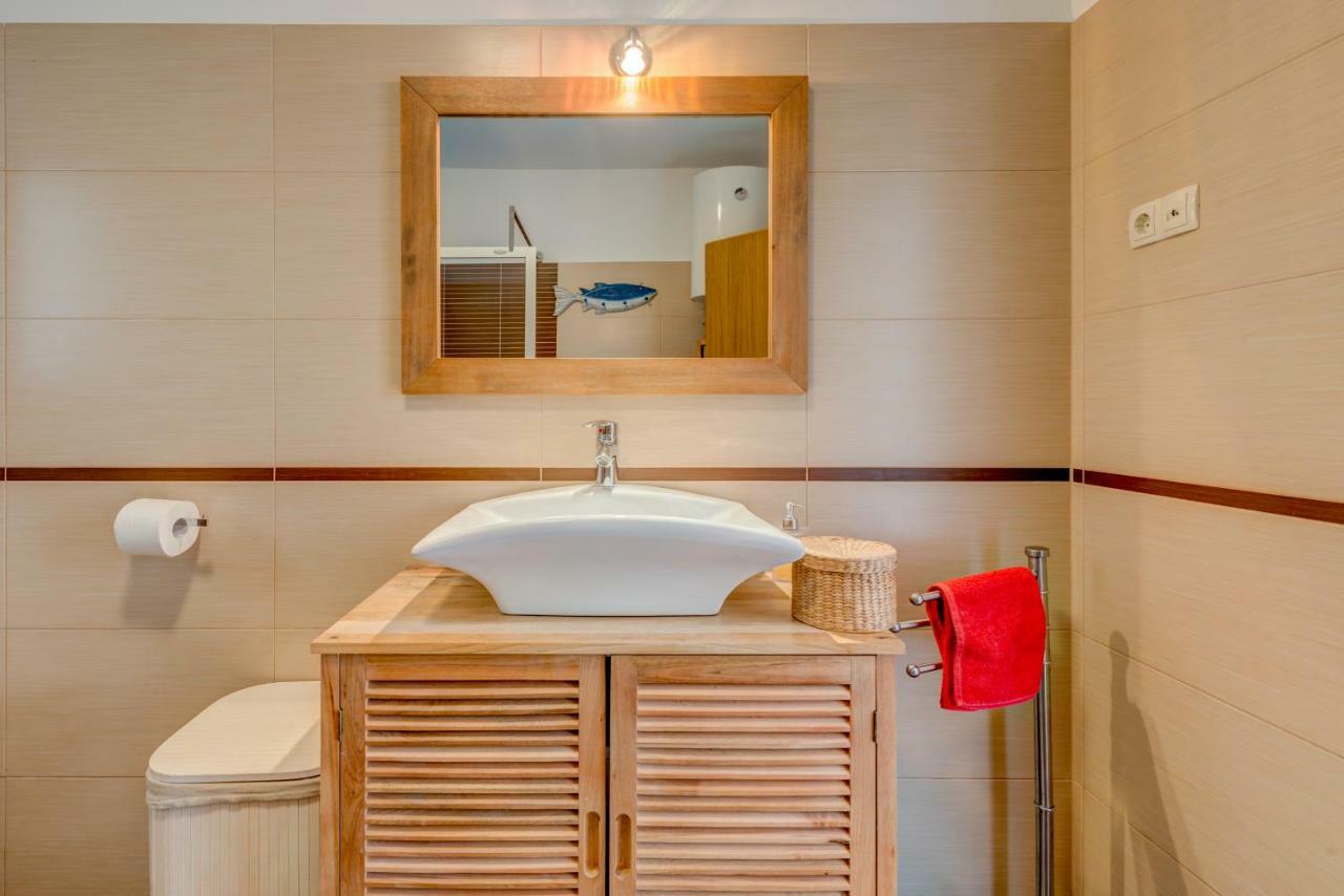 Holiday Home Figa Omiš Dış mekan fotoğraf