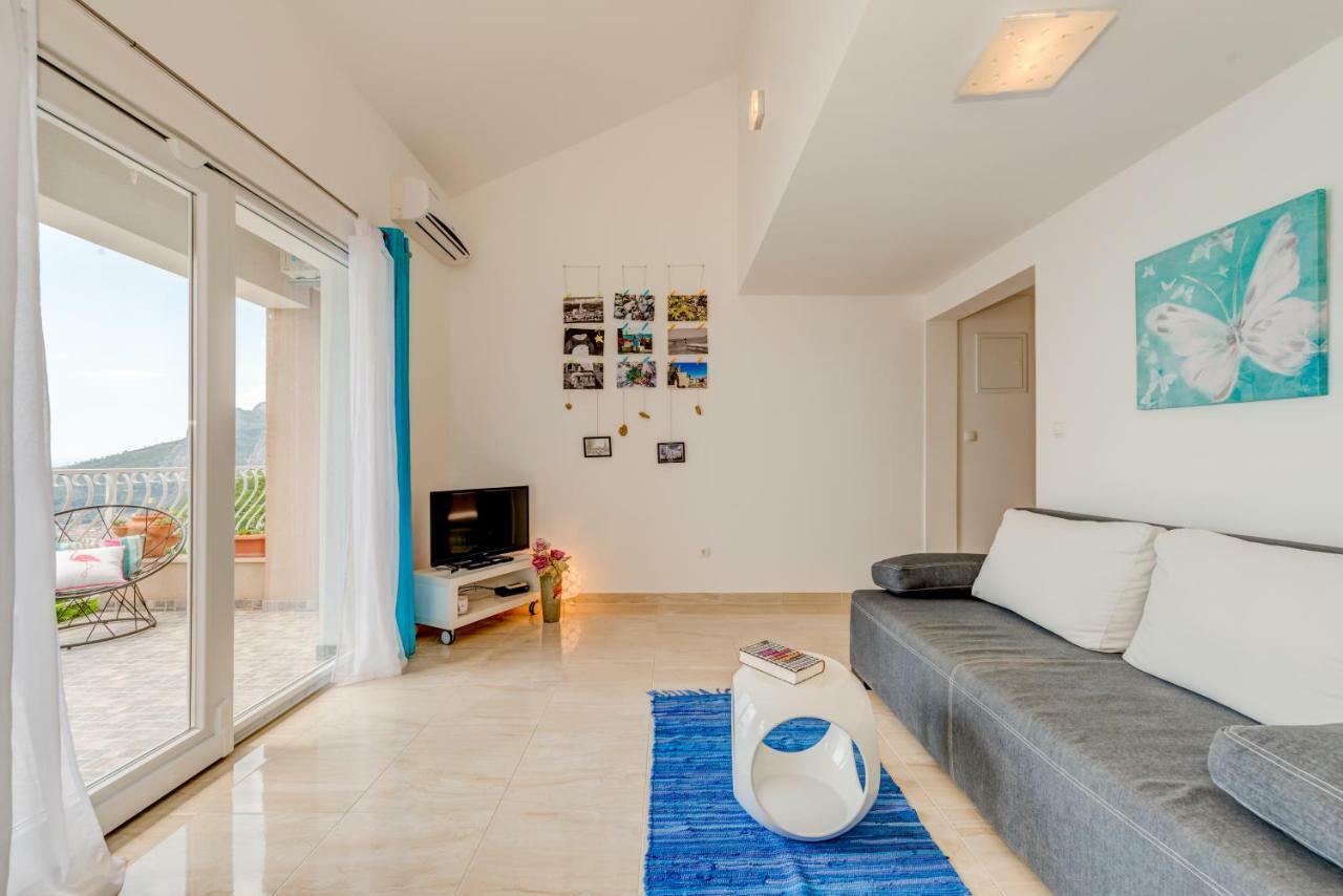 Holiday Home Figa Omiš Dış mekan fotoğraf