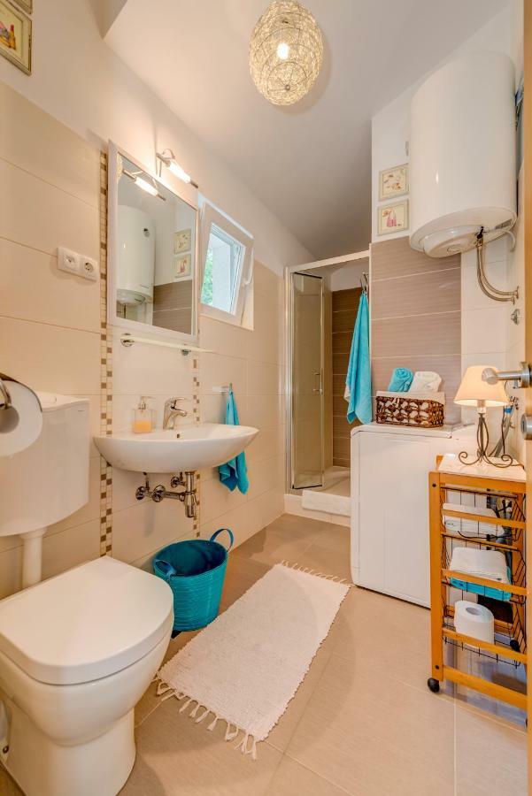 Holiday Home Figa Omiš Dış mekan fotoğraf